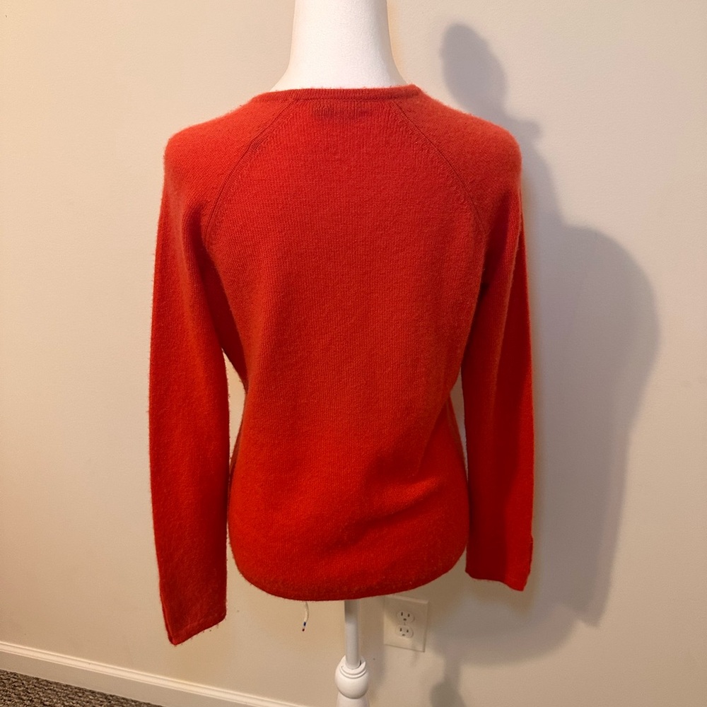J. McLaughlin Jamey Cashmere Sweater Elegant Orange Red Crew Neck Size Medium - Picture 3 of 8